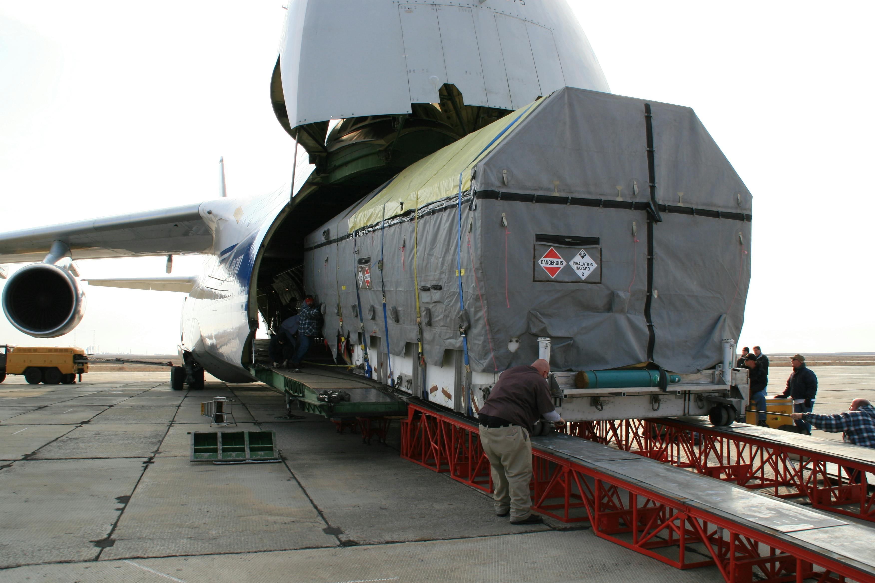 The Comprehensive Guide to Air Freight Forwarding Process: Key Steps, Players, and Best Practices